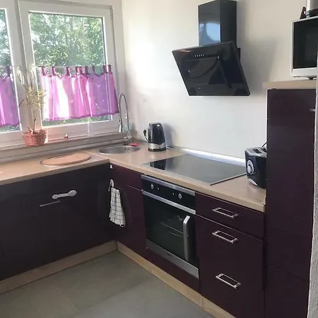 Moderne, Neu Renovierte Maisonette-wohnung Mit Balkon דירה *
